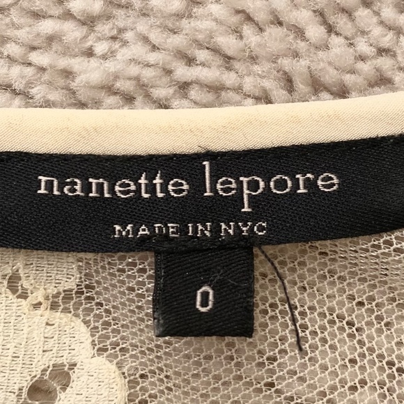Nanette Lepore Ivory Lace Top Size 0 - Picture 3 of 4